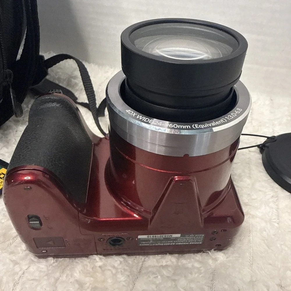 KODAK PIXPRO AZ401 Digital Camera 16MP 40X Zoom HD 720p  Ambico Bag SD Card RED